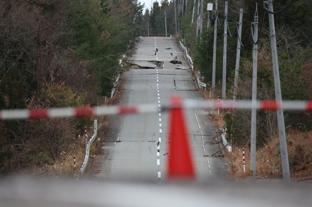 封鎖された道路（石川県志賀町）.jpg